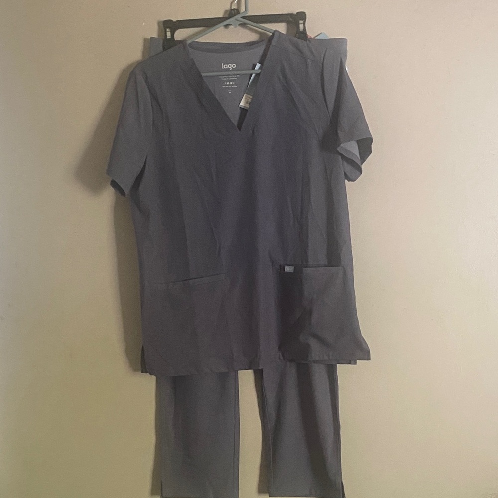 Lago women Scrub set